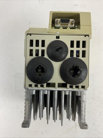YASKAWA CIMR-VU4A0005FAA REV: D V1000 AC DRIVE OUTPUT 3PH 0-480V 5.4/4.8A