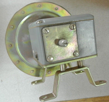 SQUARE D 9012 AKW-1 - AIR LIMIT SWITCH -  NEW SURPLUS
