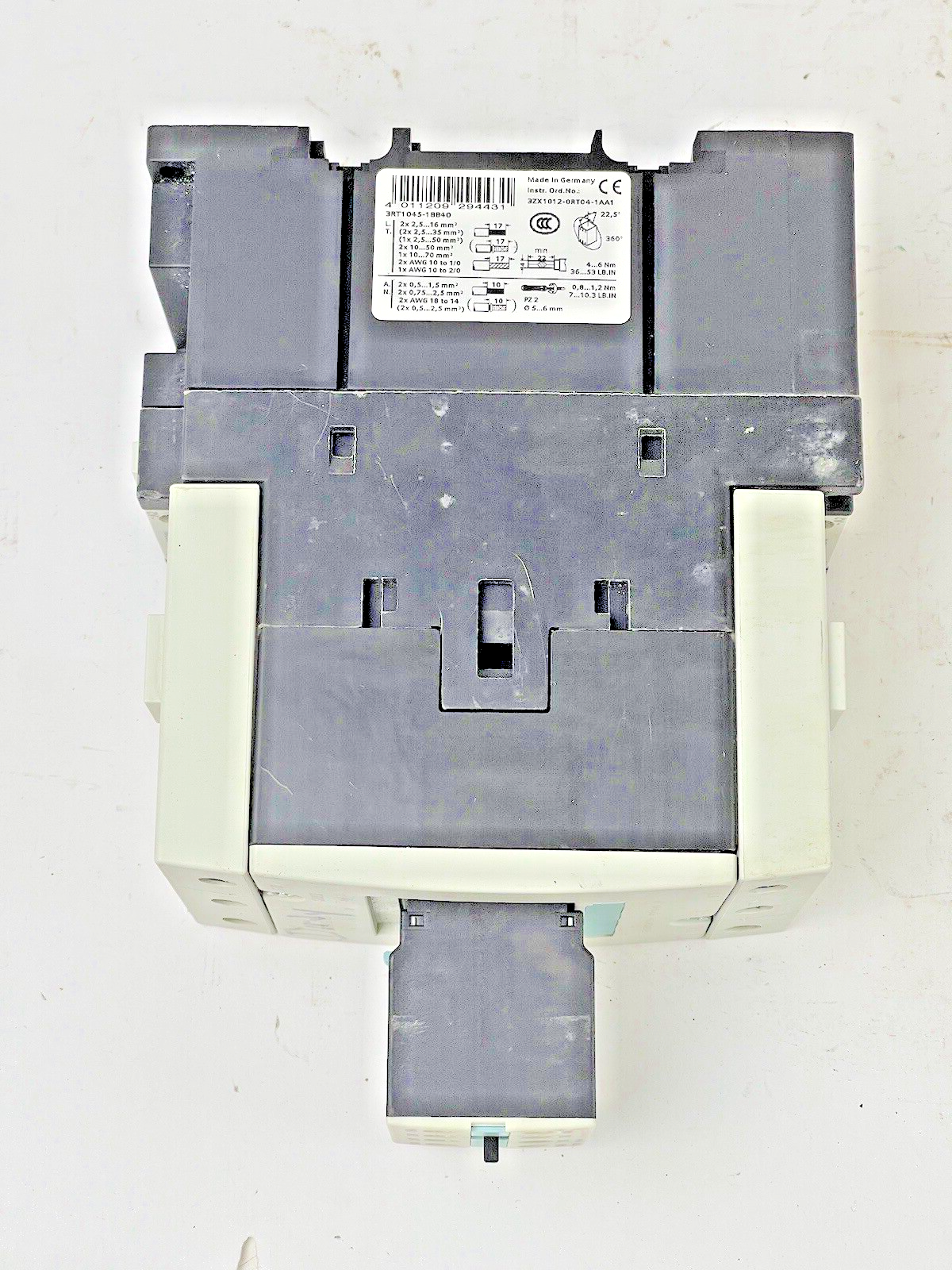 SIEMENS - 3RT1045-1BB40 CONTACTOR WITH 24V DC COIL & 3RH1921-1HA22 CONTACT BLOCK