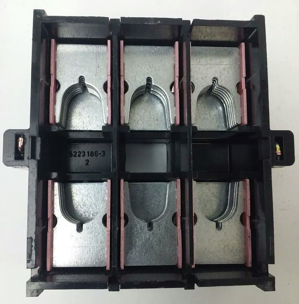 ABB EH160 CONTACTOR, 3PH, 3P BREAKING, 600V, 50-150H.P., 190A, CHIP PLASTIC