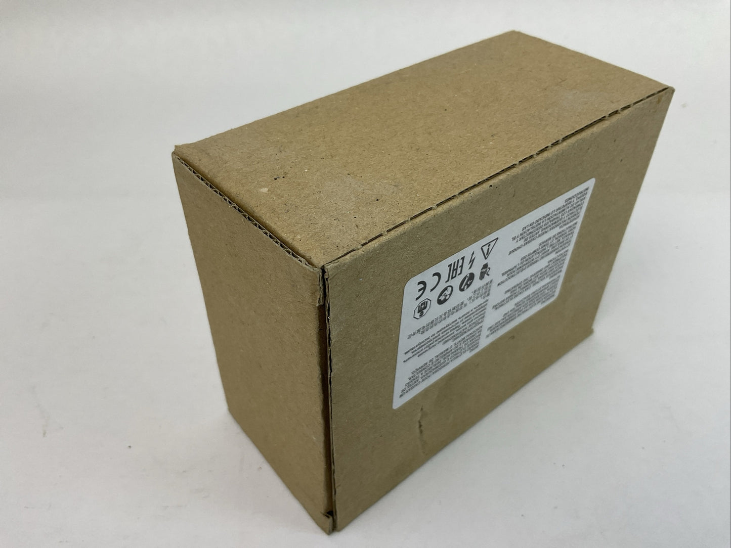 SIEMENS 3RT2024-1BB40 CONTACTOR AC-3 12A 400V 5,5kW 1NO 1NC COIL 24VDC