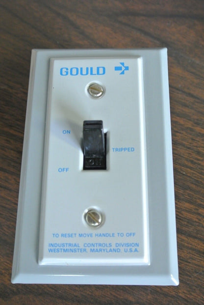 GOULD C11T2F - 2-POLE MOTOR STARTER SWITCH w/ PLATE - NEW SURPLUS