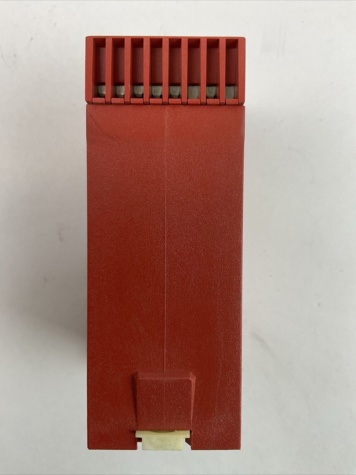 ALLEN BRADLEY 440R-E23031 SER A MINOTAUR MSR8T SAFETY RELAY CUARD MASTER
