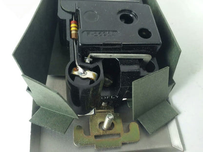 ALLEN BRADELY 600-TQX109 SER.A, MANUAL STARTER SWITCH 2P, TYPE TOGGLE, NEMA 1B