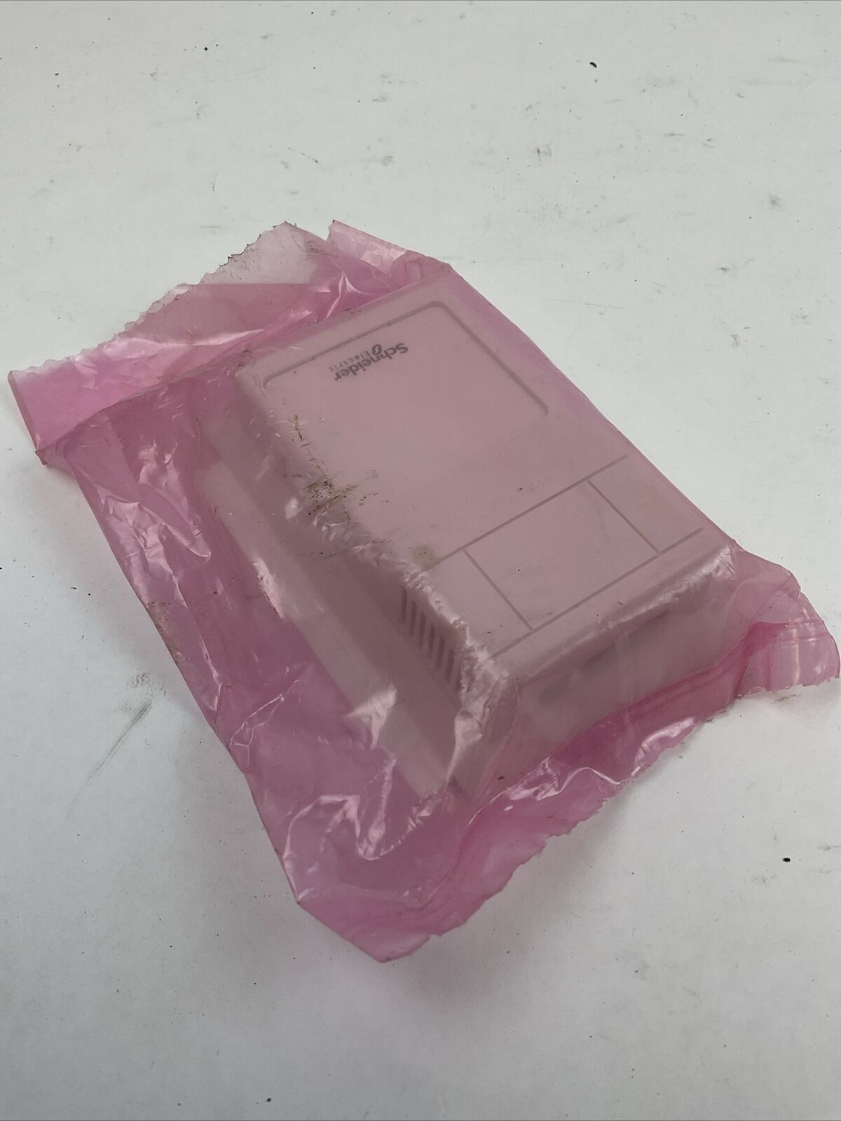 SCHNEIDER ELECTRIC ETR500 ROOM TEMPERATURE SENSOR 10K OHM (TYPE III) THEMISTOR