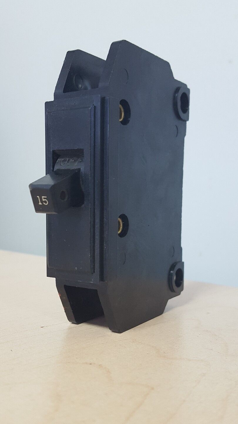 Westinghouse 1419812 quicklag 15 amp 1 pole circuit breaker