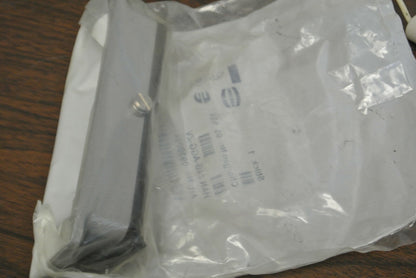 HARTING 09300240381 / HAN 24B-AGG-ZV / RECTANGULAR POWER BASE / NEW SURPLUS