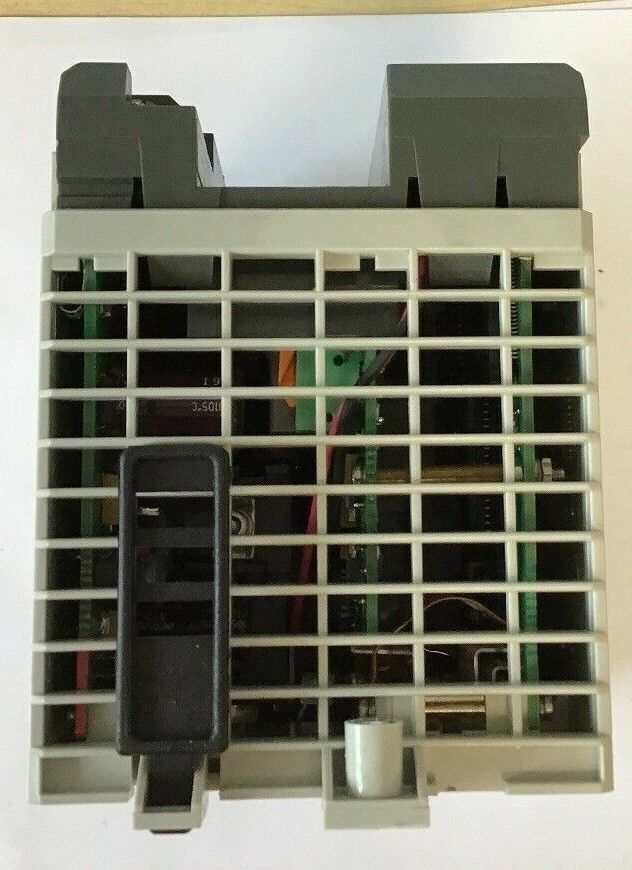 SCHNEIDER ELECTRIC TSX COMPACT PC-E984-285 CPU,32K LOGIC,64K DATA 24VDC 1A