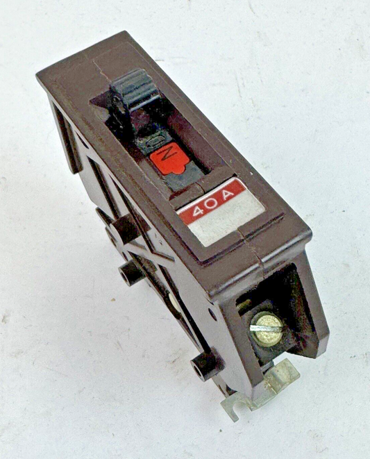 WADSWORTH - A40N - CIRCUIT BREAKERS - 1 POLE, 120/240 VAC, 40 A