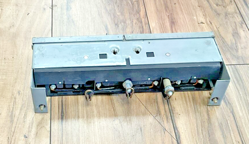 ITE V2A3211 PANELBOARD SWITCH 30A 250V 3POLE 3PH 7 1/2HP