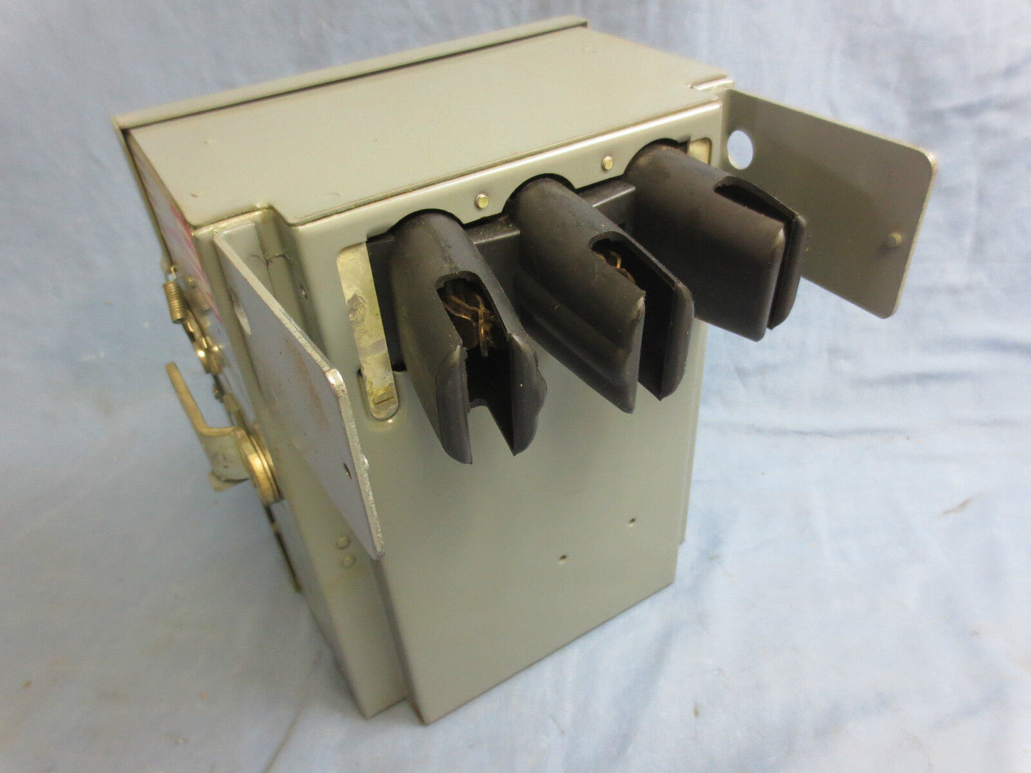 GE DFG322 FLEX-A-PLUG BUSWAY PLUG 60A 240V 15HP 3-POLE - NEW SURPLUS in BOX