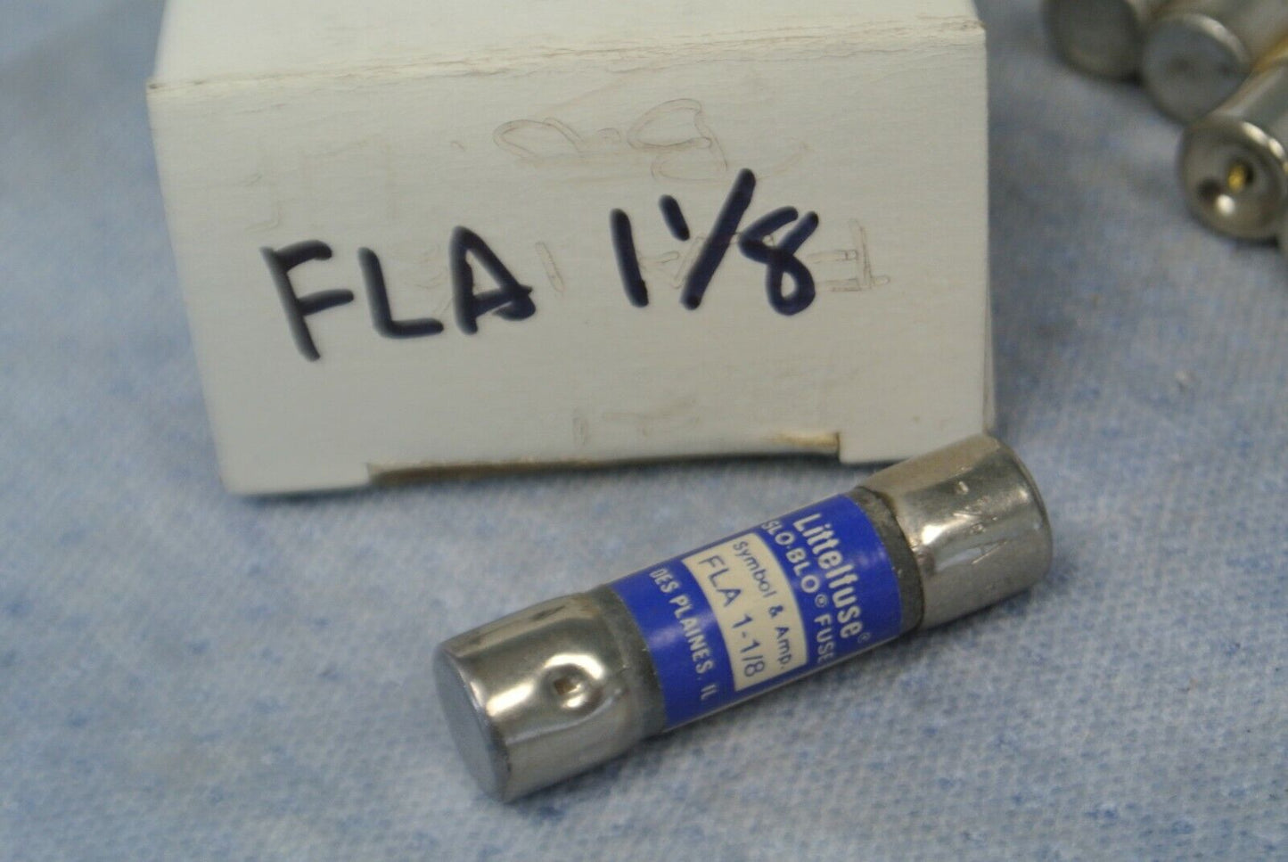 LOT of 20 / LITTELFUSE FLA1-1/8 FUSE 1-1/8A / 125V / NEW SURPLUS / FLA-1-1/8
