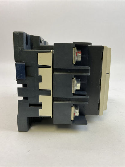 SCHNEIDER ELECTRIC LC1D1156 CONTACTOR 600VAC 3PH 100HP 160 LX1D8 FE7 COIL 115V