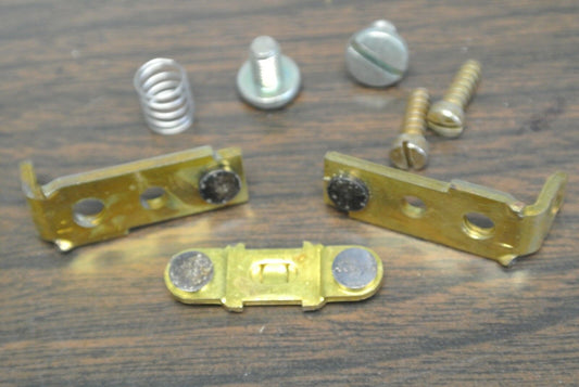 GENERAL ELECTRIC 55-152313G11 CONTACTS SET / NEW SURPLUS / 92038 / 55152313G11