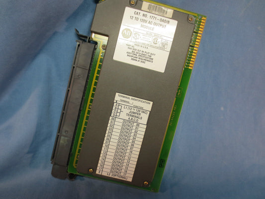 ALLEN-BRADLEY 1771-OAD B 12 to 120V AC OUTPUT MODULE