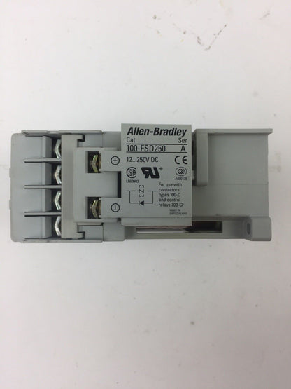 ALLEN BRADLEY 700-CF310D* CONTROL RELAY 600VAC 25 A WITH 100-FSD250 SURGE SUPRES