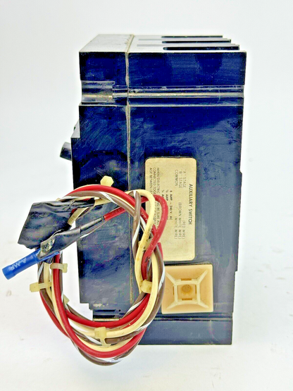 GE - TEC36050 - CIRCUIT BREAKER W/ AUXILIARY SWITCH - 3 POLE/ 600 VAC/ 50 A