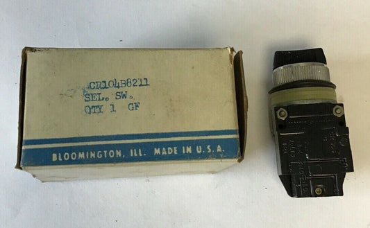 GENERAL ELECTRIC CR104B8211 SELECTOR SWITCH