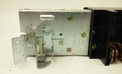 GE SPECTRA SERIES AMC6EB CIRCUIT BREAKER MODULE, 300A, 600V, 6P, USED