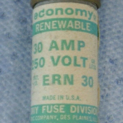 LOT of 7 / ECONOMY ERN30 RENEWABLE FUSE / 30A / 250V / NEW SURPLUS / ERN-30