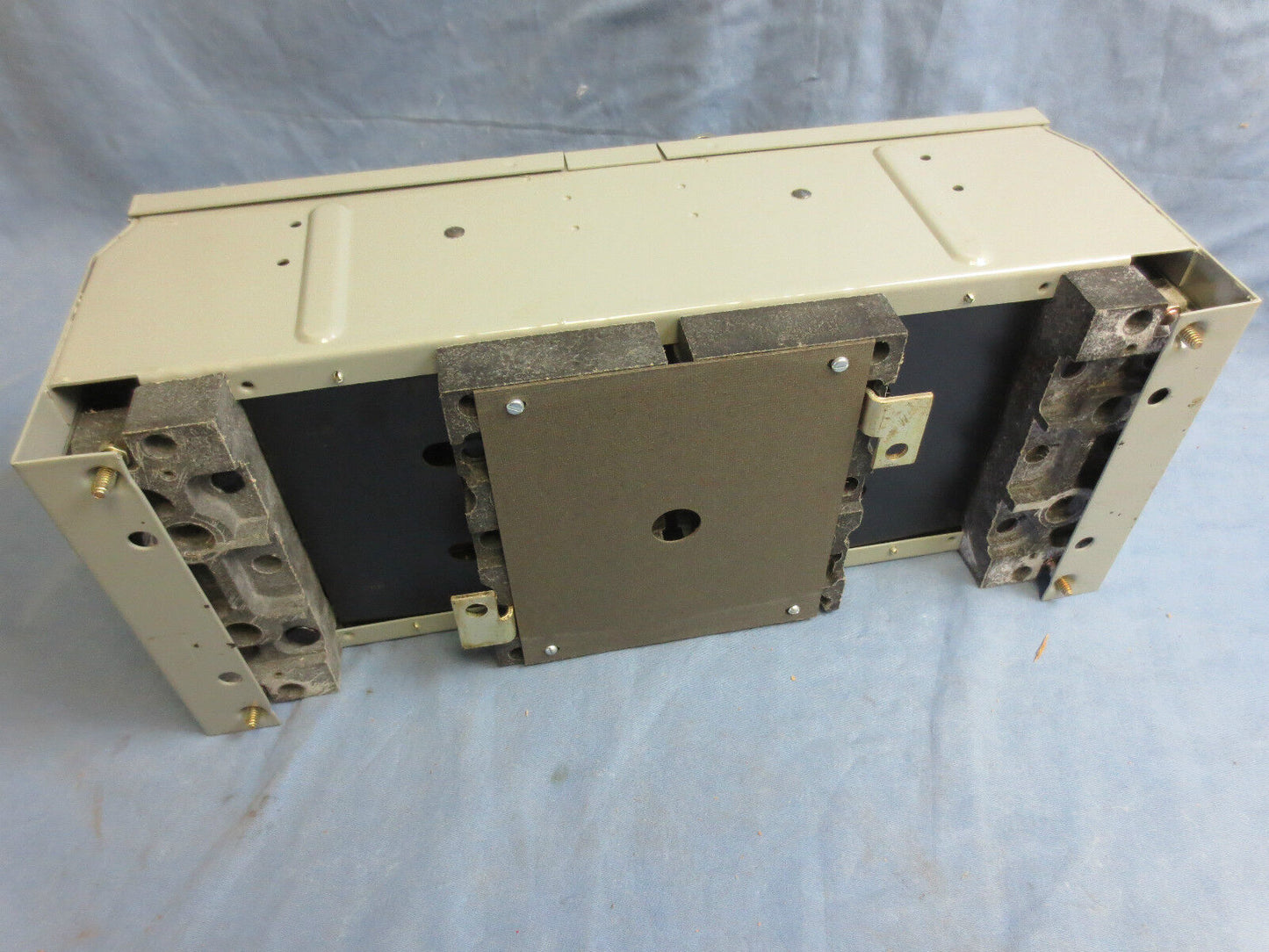 I-T-E V7E2223LR VACU-BREAK PANELBOARD SWITCH UNIT 240V 60-100A NEW SURPLUS