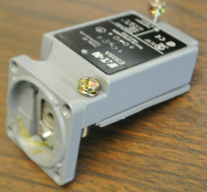 EATON E50SA Ser. A2 HEAVY DUTY SWITCH BODY ONLY / SINGLE POLE / 1 NO 1 NC