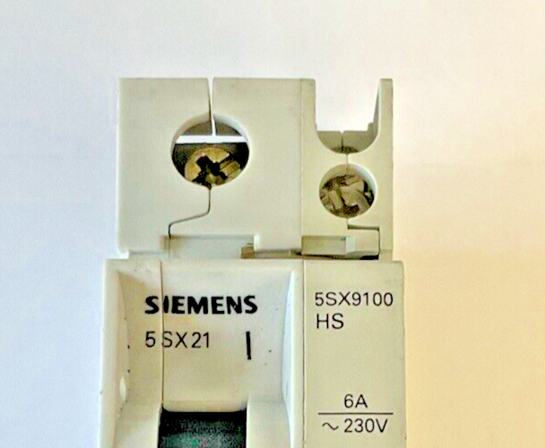 SIEMENS 5SX2 C2 & 5SX21 C4 CIRCUIT BREAKER W/ 5SX9100 HS 230/400V  ****LOTOF6***