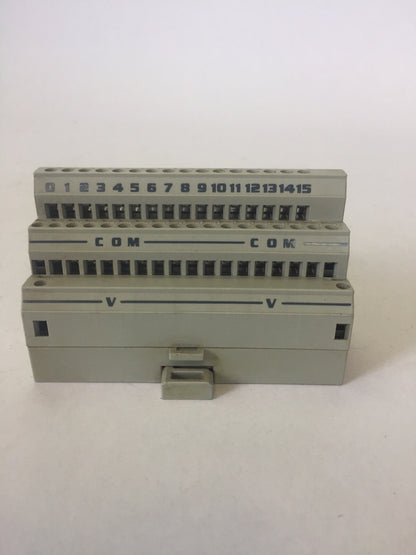 ALLEN BRADLEY 1794-TB2 I/O TERMINAL BLOCK SER A REV A01 5VDC