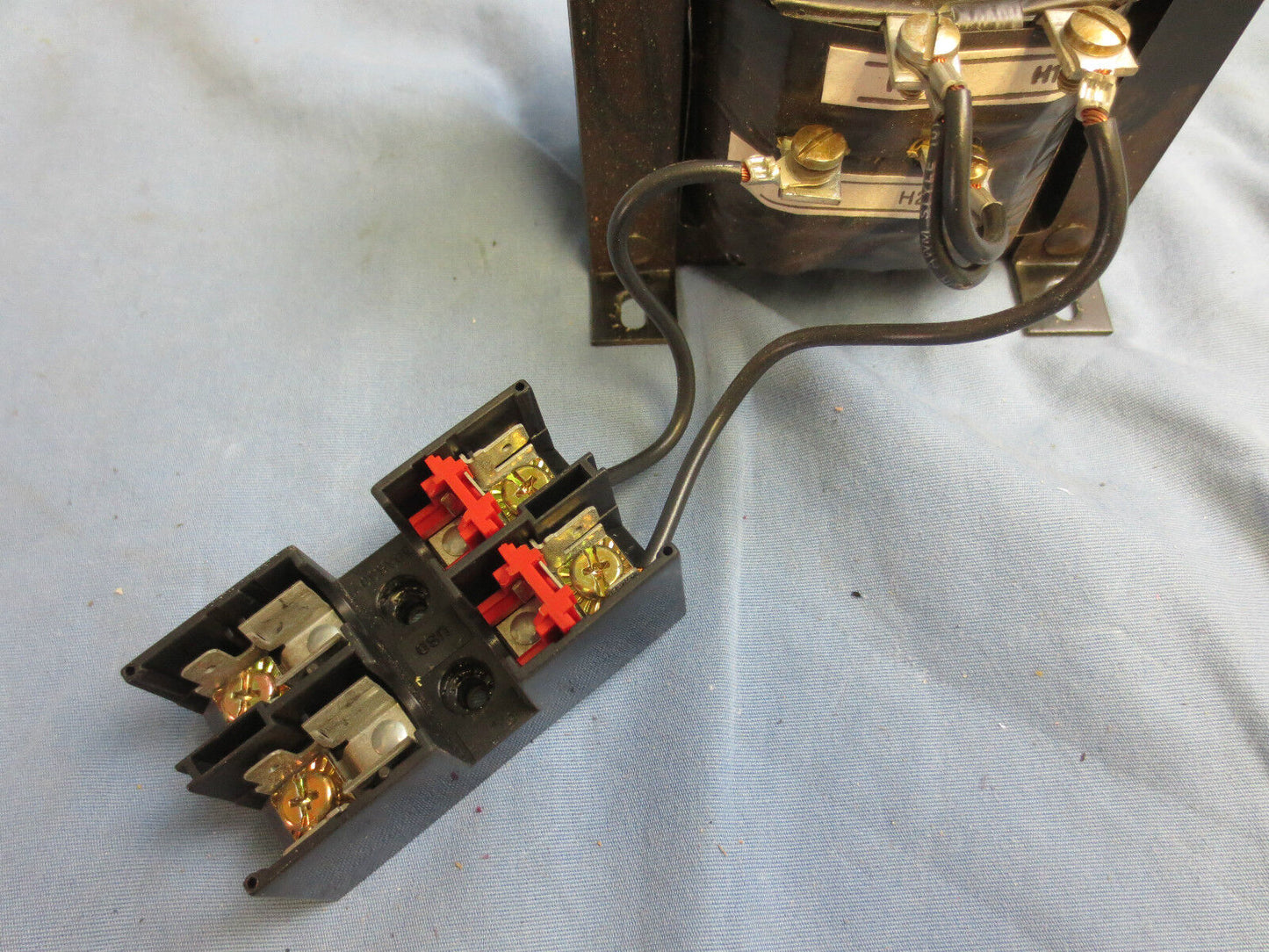 ALLEN-BRADLEY 1497--N5 Ser. A TRANSFORMER 200KVA w/ MR632-77 FUSE BLOCK 240/480