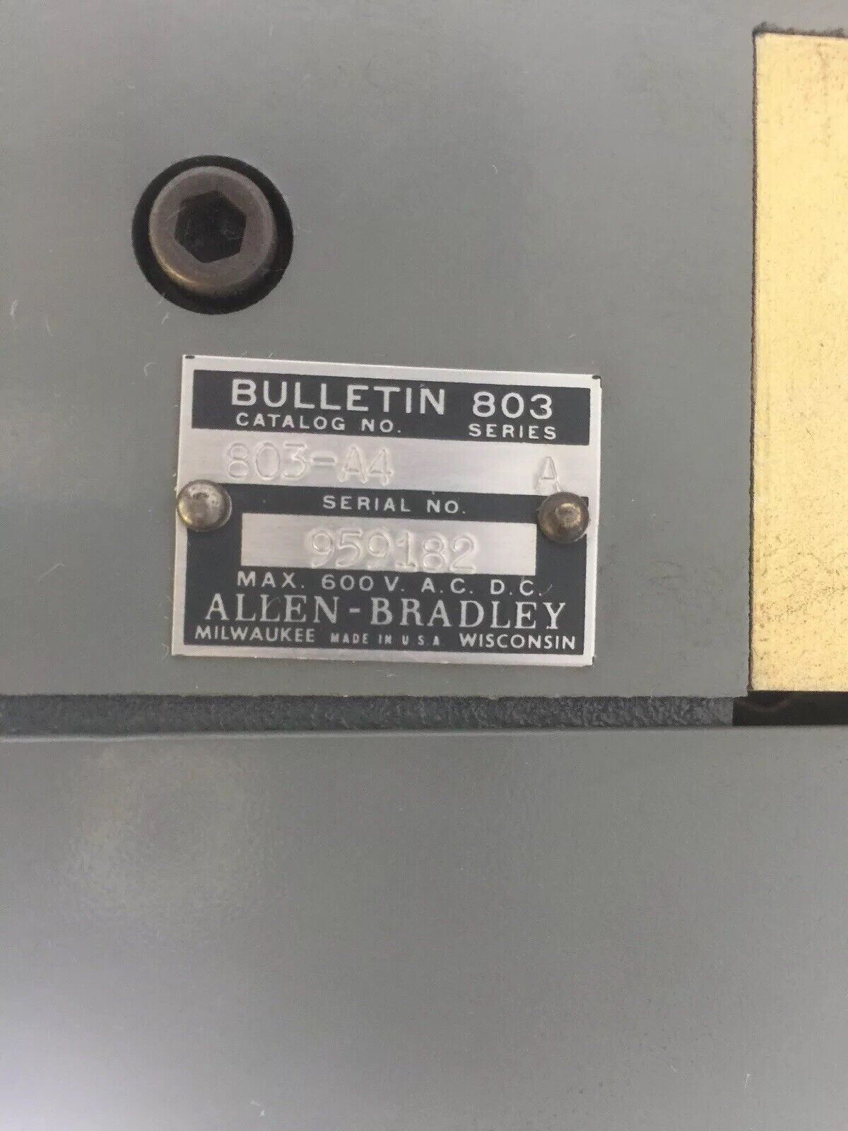 ALLEN BRADLEY 803-A4 CAM LIMIT SWITCH 600V AC/DC NEMA 1 NO. OF CIRCUITS 4 SER A