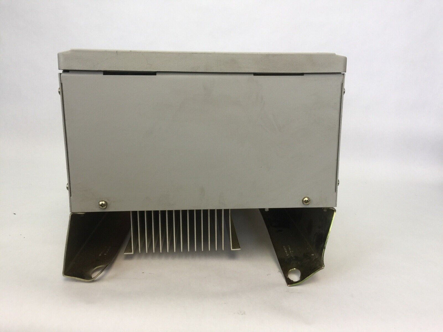 ALLEN BRADLEY 1336-B005-EAD-L3 CONSTANT TORQUE 3-PH AC DRIVE OUTPUT 380/415/460V