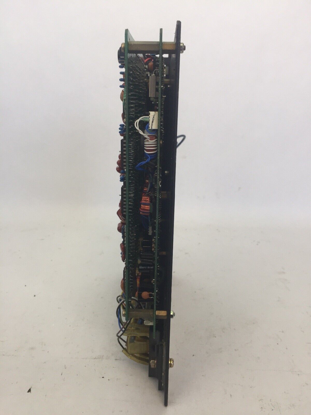 ALLEN BRADLEY 1389-AA045 SERVO AMPLIFIER SER A INPUT 310VDC 5.5A OUTPUT 210VAC