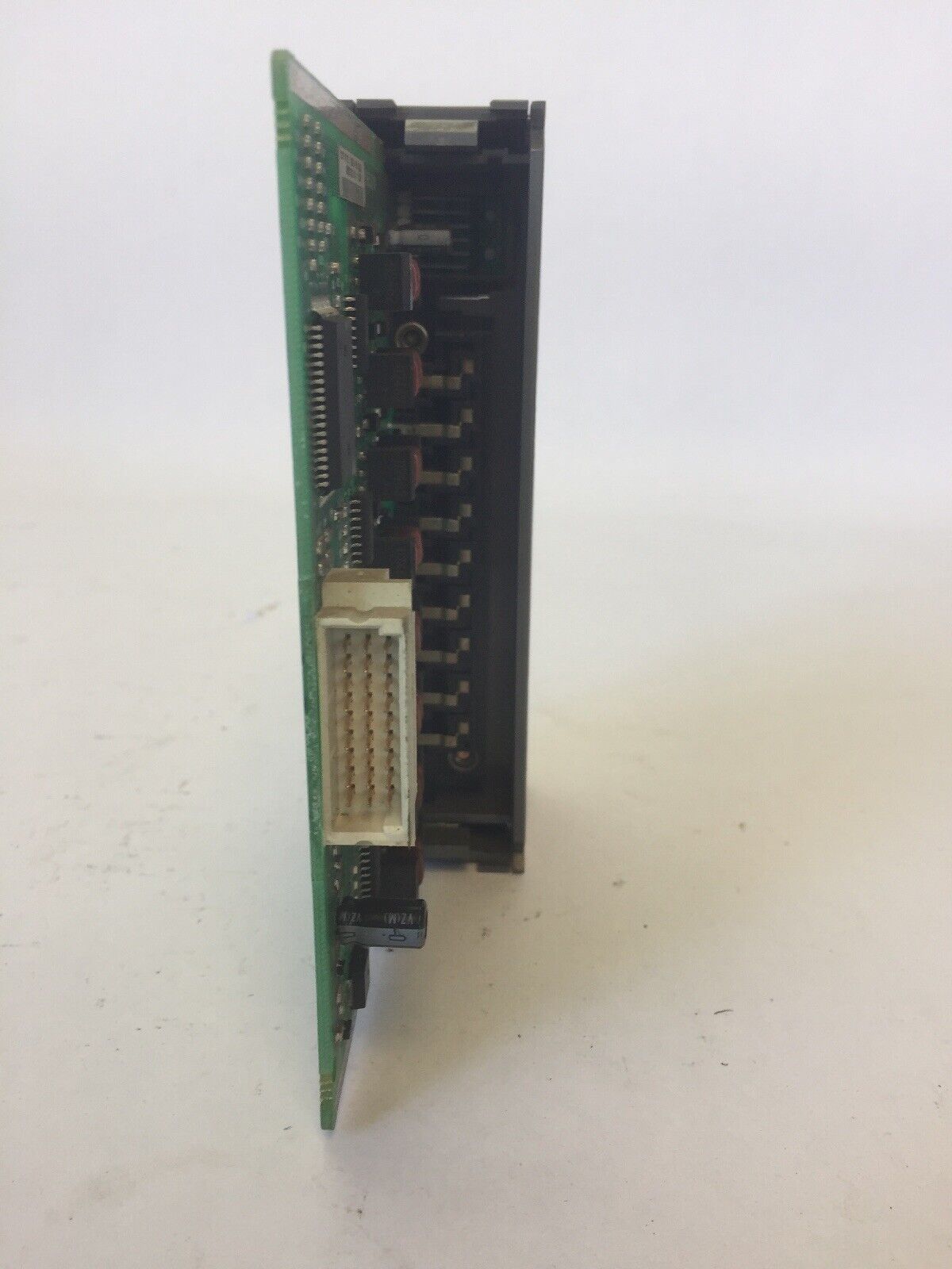 ALLEN BRADLEY 1746-OB16 OUTPUT MODULE SER D 10-50VDC