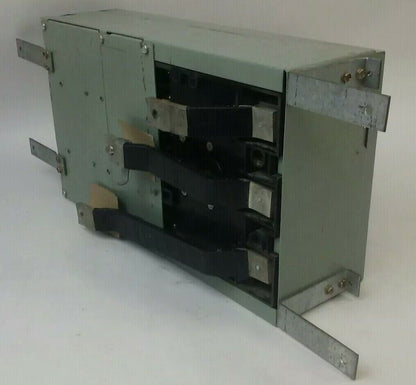 GENERAL ELECTRIC QMR324R TYPE QMR FUSIBLE INTERUPTER SWITCH 200A 240V W/HARDWARE
