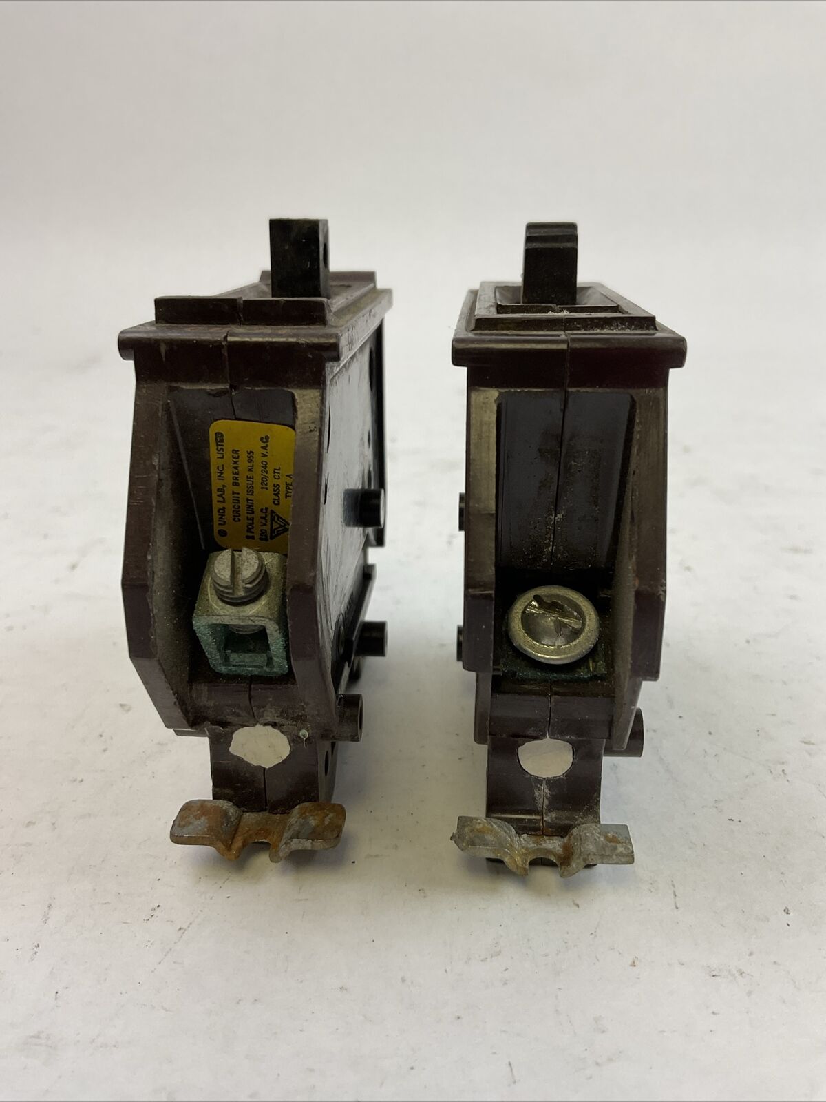 WADSWORTH A115 CIRCUIT BREAKER 15AMP 120/240VAC 1POLE (LOT OF 2)