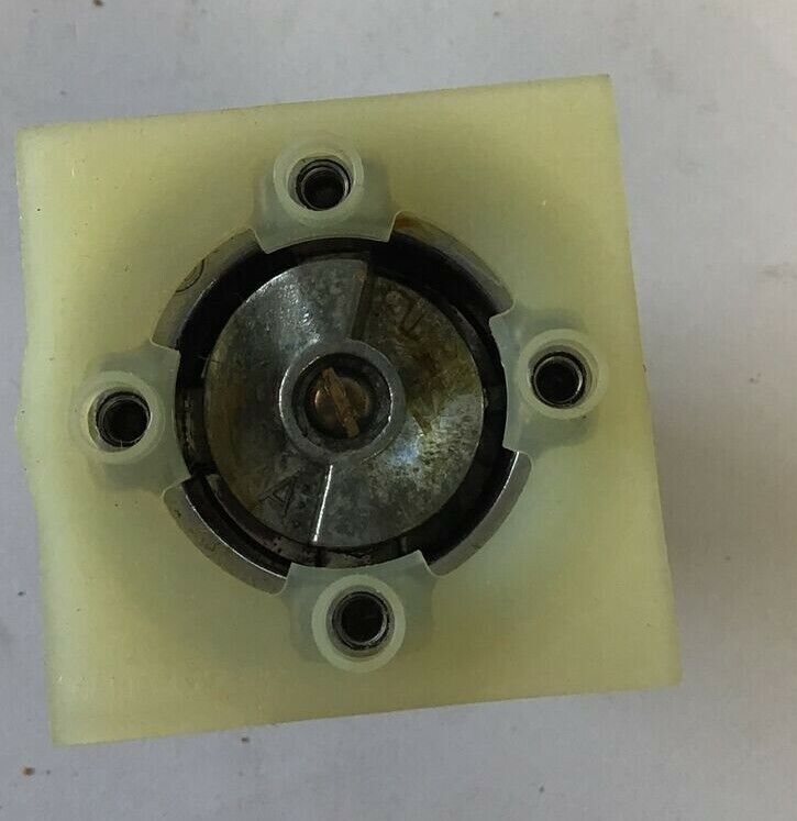 SQUARE D TS1K3 NQ1101 KEY OPERATED SELECTOR SWITCH SER.A