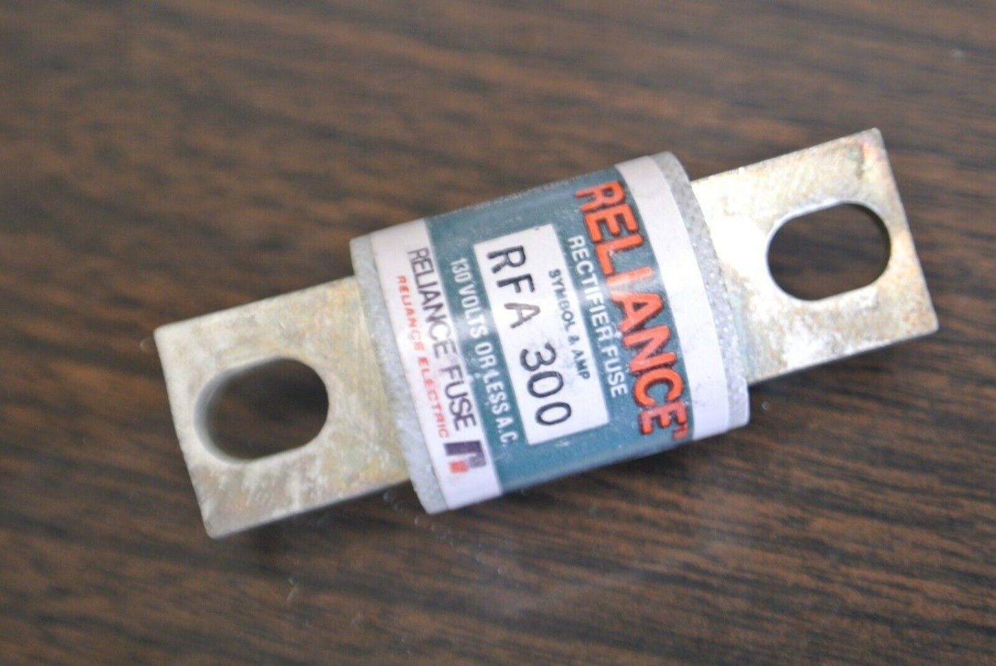 BOX of 10 / RELIANCE RFA300 RECTIFIER FUSE / 300A / 130V / NEW SURPLUS