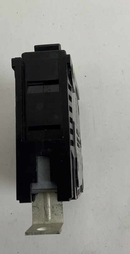 CHALLENGER BQ1C030 CIRCUIT BREAKER 30A 120/240VAC TYPE BQC 1POLE ***LOTOF10***