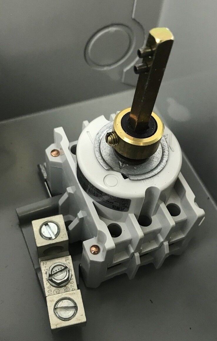 EATON CUTLER HAMMER DR361UG Rotary Switch Type 1 (DR361-UG)  (NEW SURPLUS)