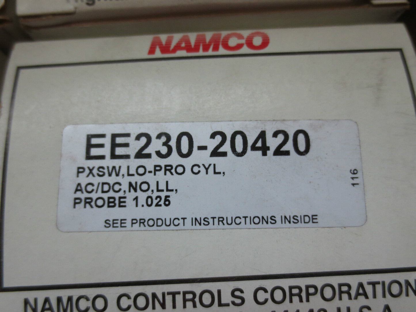 NAMCO EE230-20420 CYLINDICATOR PROXIMITY SWITCH 1.025 PROBE LENGTH - NEW SURPLUS