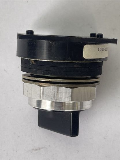 SYLVANIA CLARK BUL. 100T SS3MB3 SELECTOR SWITCH