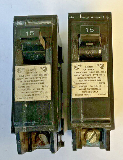 CROUSE-HINDS MP115 CIRCUIT BREAKER 15A 120/240VAC ***LOTOF2***