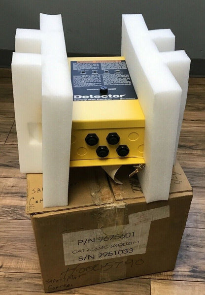 DATA INSTRUMENTS/HONEYWELL 3SMC-BXQD4H-1 DETECTOR  SAFETY MAT CONTROL