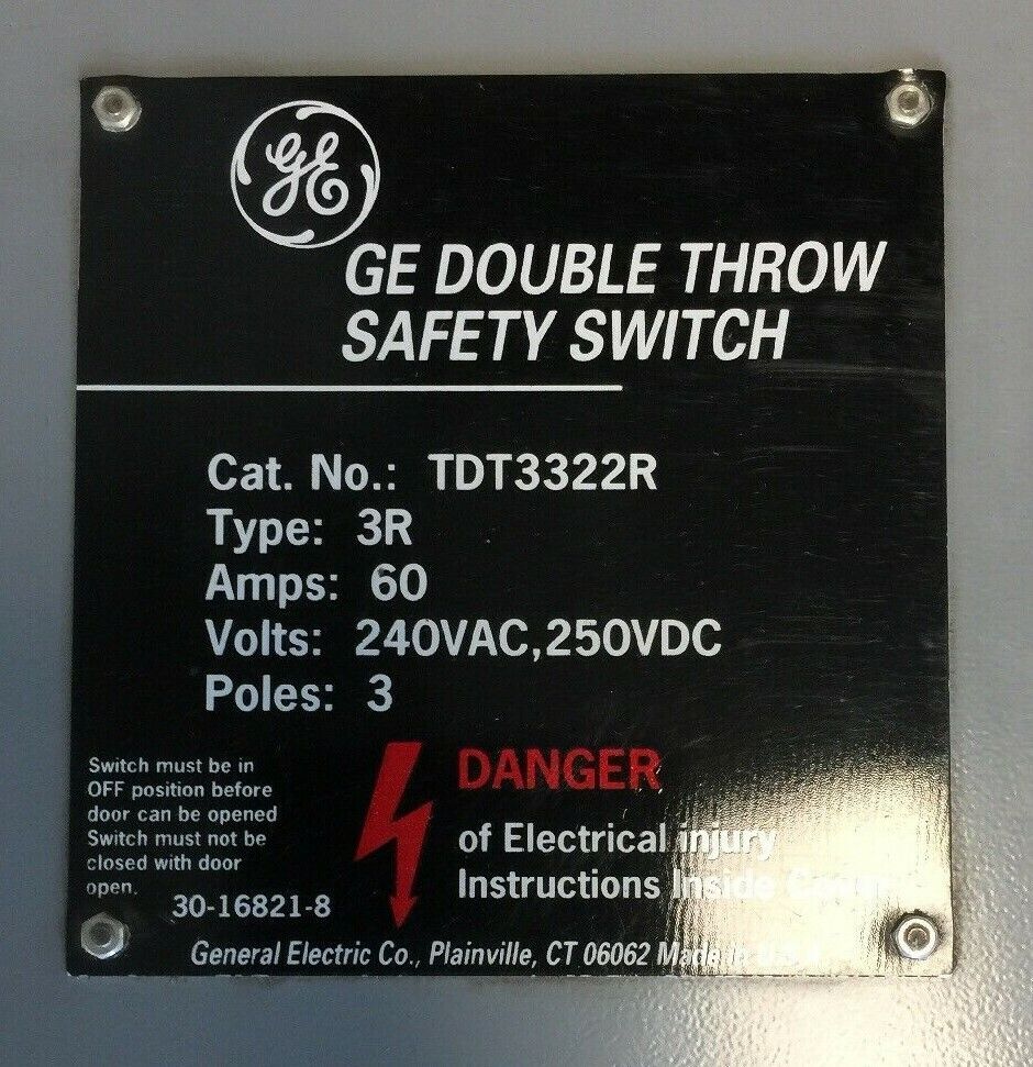 GE TDT3322R DOUBLE THROW FUSIBLE SAFETY SWITCH 240VAC 250VDC 60A 3 POLE TYPE 3R