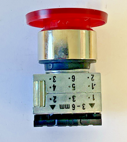 SIEMENS 3SB35 01-1GB61 MUSHROOM-SHAPED PUSHBUTTON
