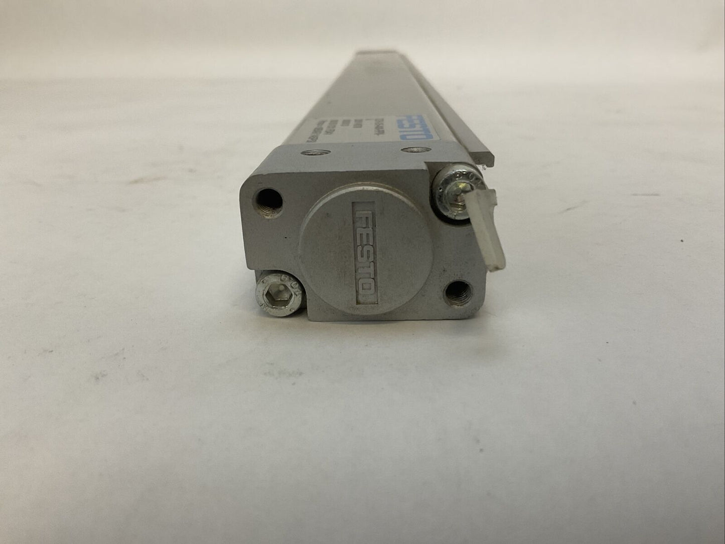 FESTO DZH-25-400-PPV-A FLAT CYLINDER 10BAR / 145PSI