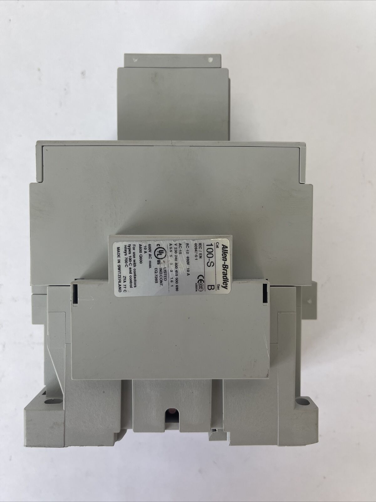 ALLEN BRADLEY 100-C60D*00 SER B CONTACTOR 600VAC 90A 50HP COIL 24VDC 100-F SER B