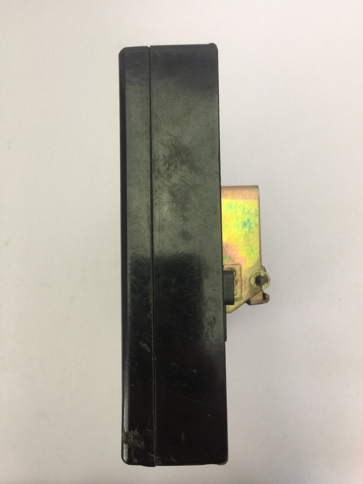 UNDERWRITER'S LABORATORIES INC. 371D386G10 NON AUTO TRIP UNIT