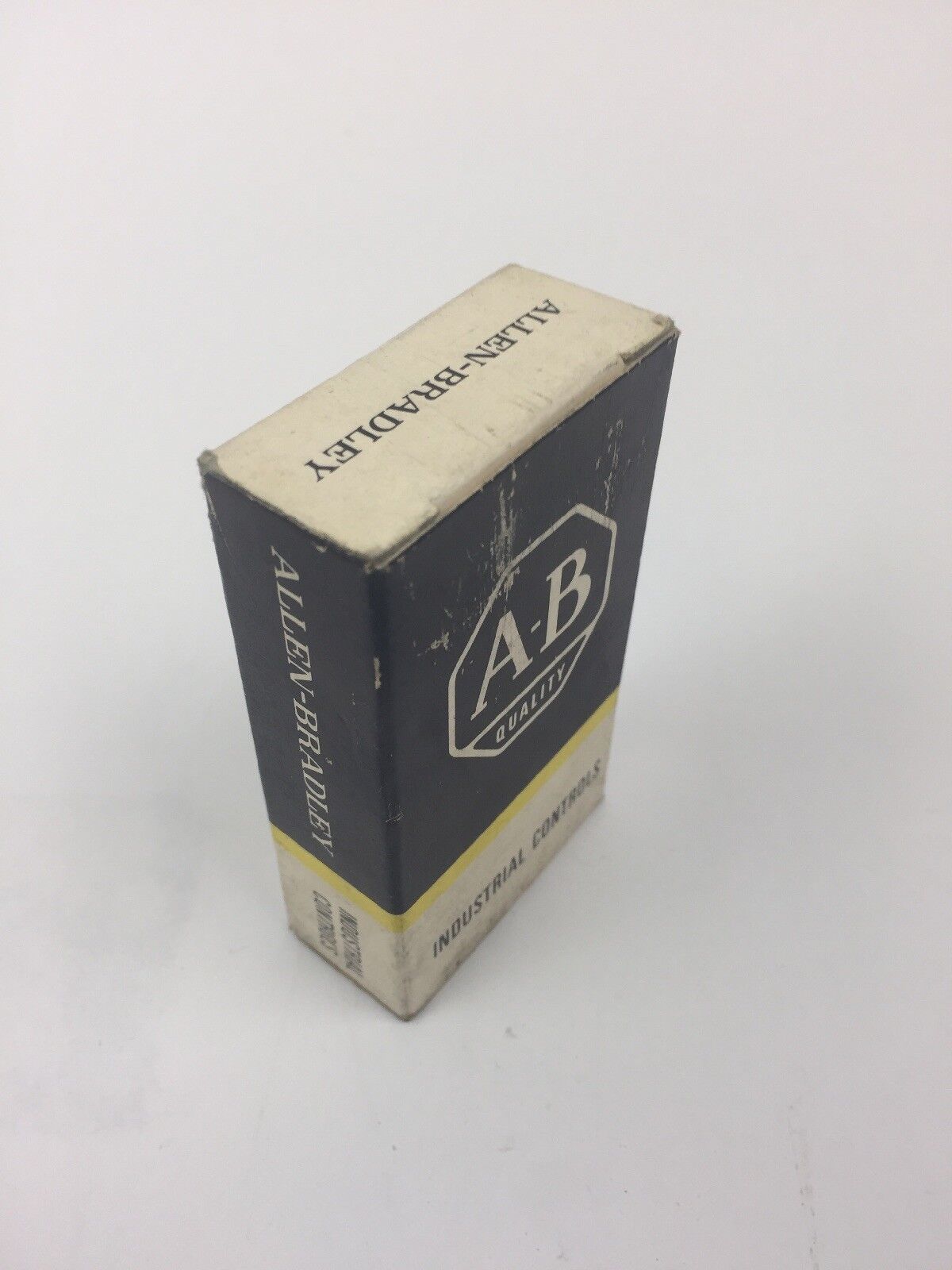 ALLEN BRADLEY 72A27 COIL 24V 60HZ