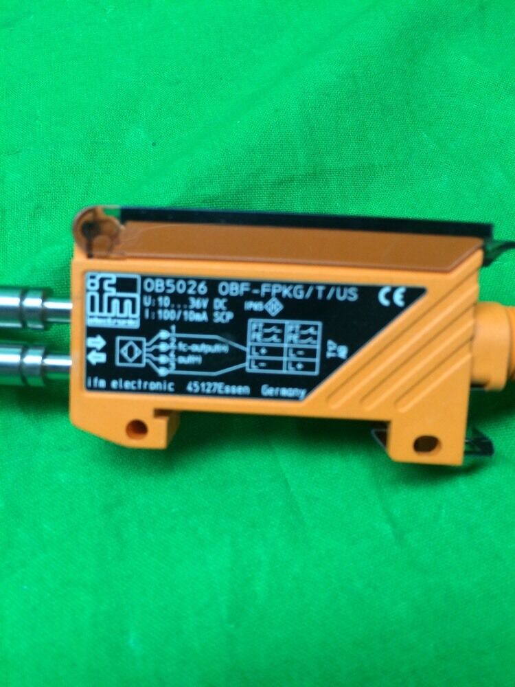 IFM Efector E20827 Fiber Optic Sensor